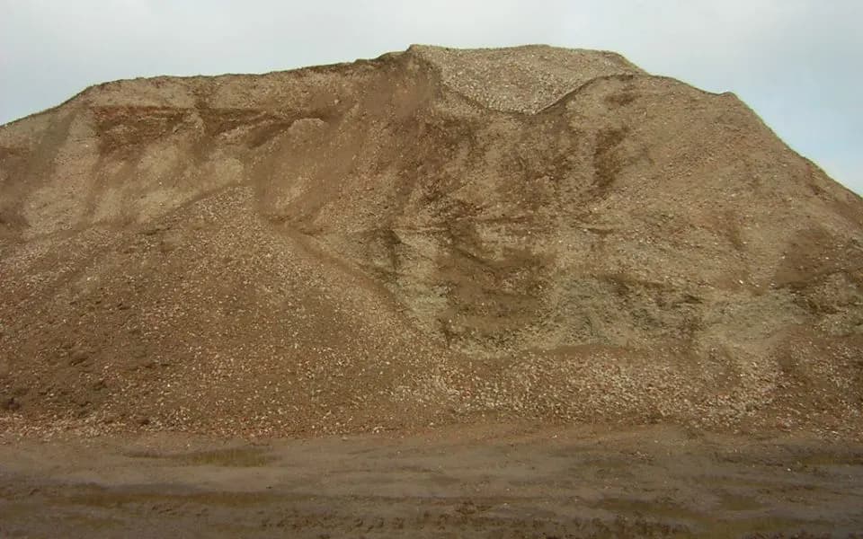 Berg gebroken menggranulaat gemaakt van puin